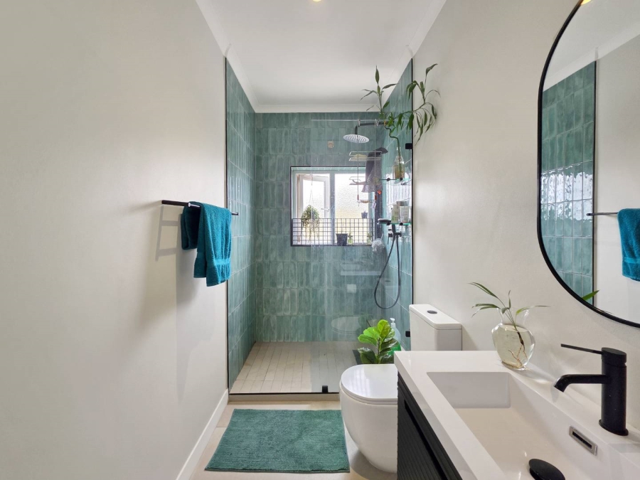 1 Bedroom Property for Sale in Oranjezicht Western Cape